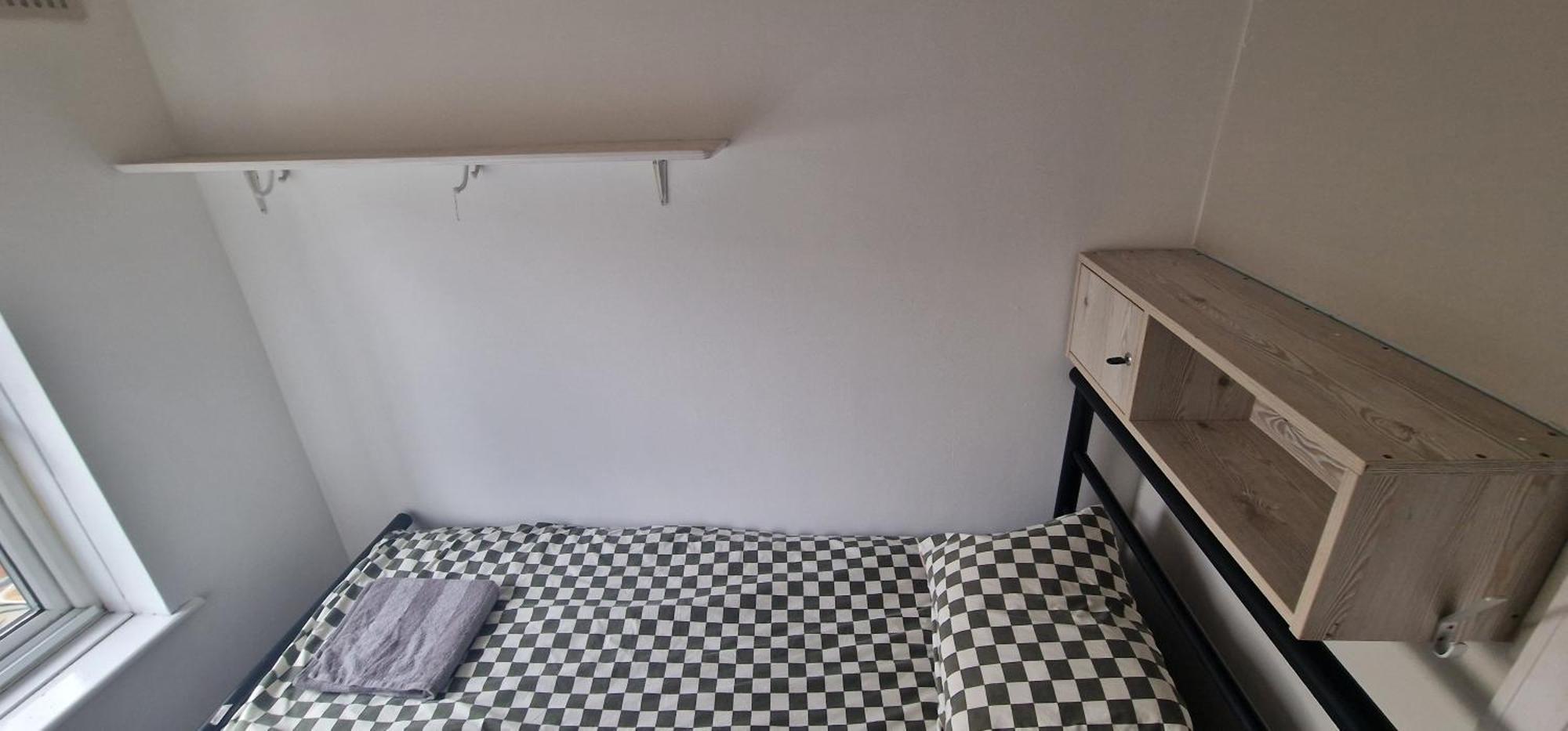 Ritz Place 3 Northolt  Экстерьер фото